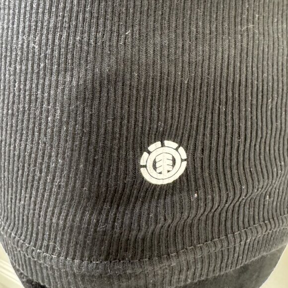 Y2K Element Womens Black Ribbed Tank Top - Fitted Sleeveless Design‎ - Picture 4 of 10